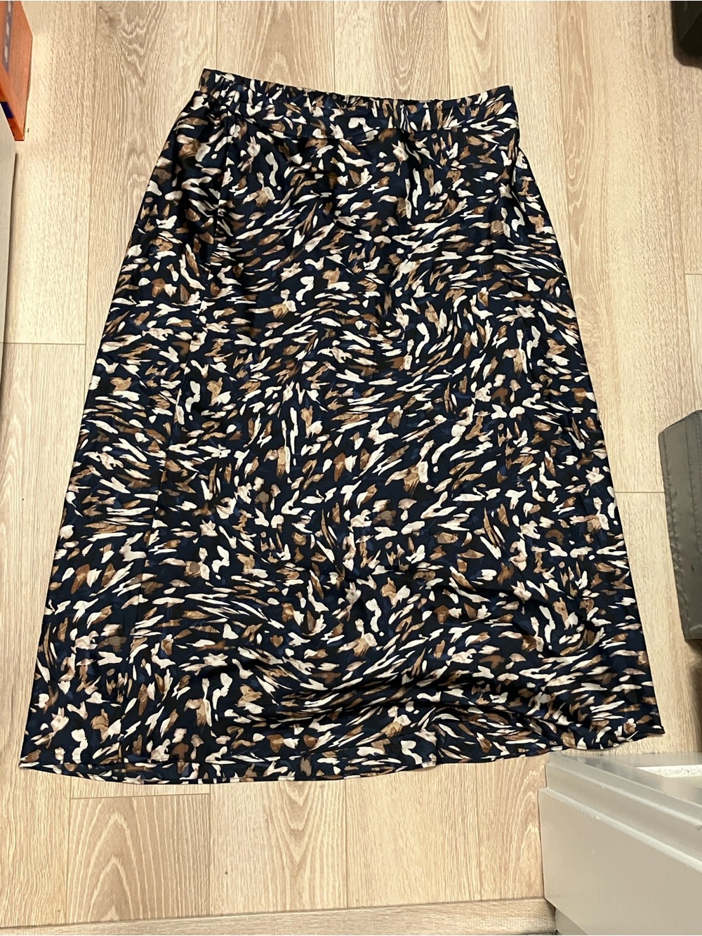 Women's Navy Printed Midi Skirt - Classic Neutral Pattern